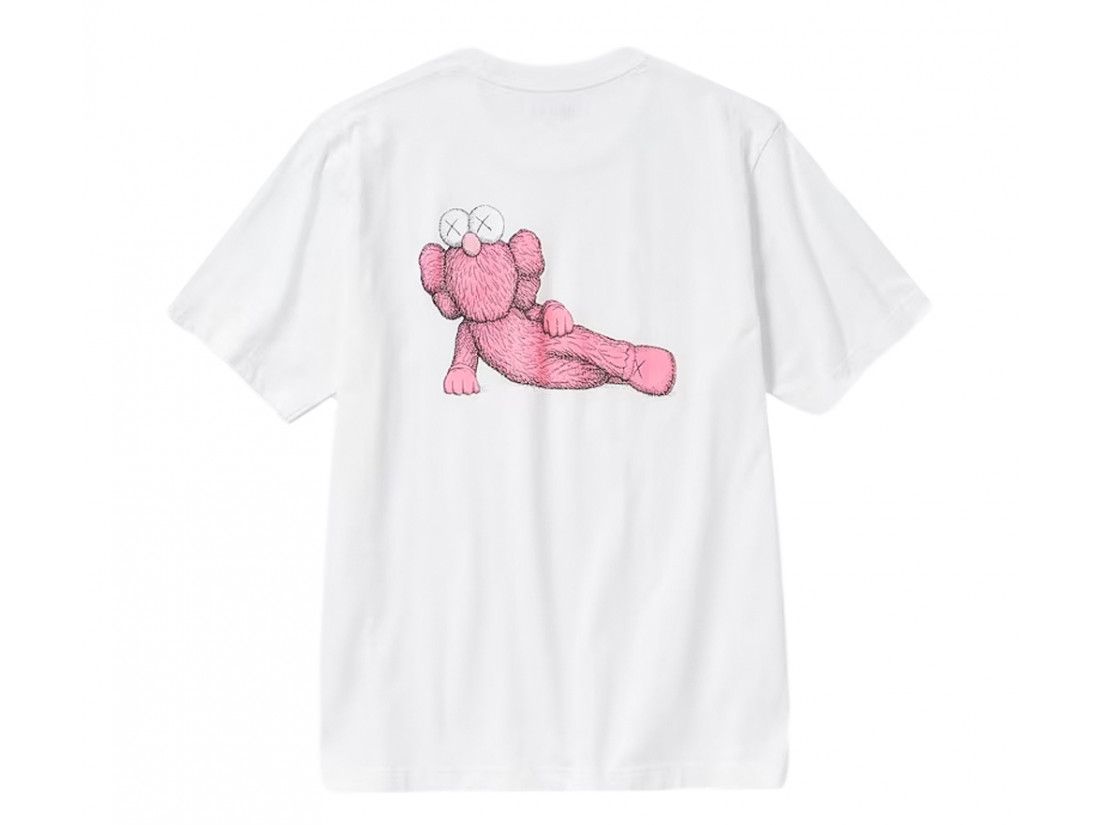 Uniqlo T-Shirt KAWS Pink Graphic