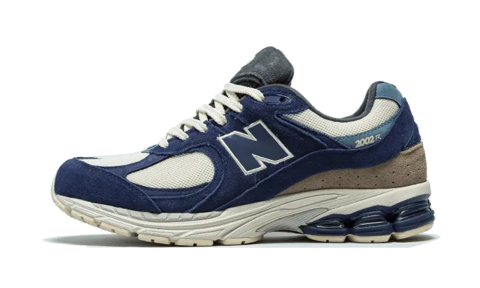 New Balance 2002R Navy Cream - M2002RG