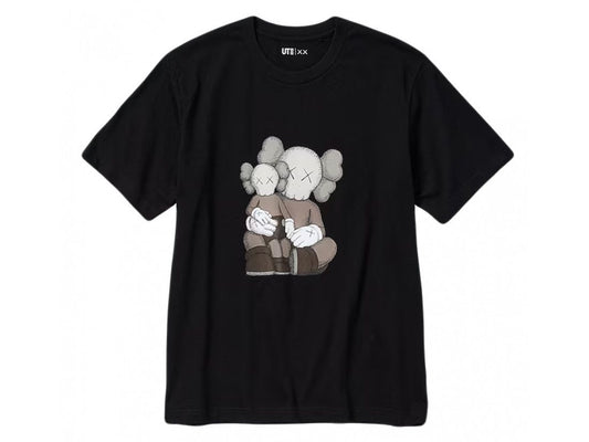 Uniqlo T-Shirt KAWS Black Graphic