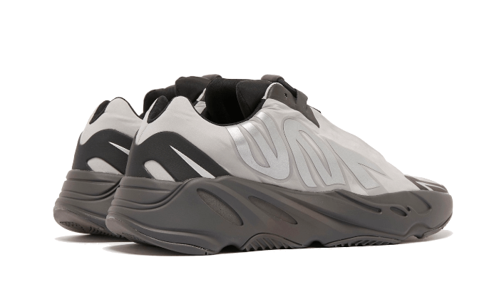 Adidas Adidas Yeezy 700 MNVN Metallic - GW9524