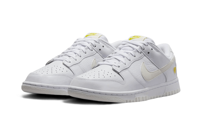 Nike Nike Dunk Low Yellow Heart - FD0803-100