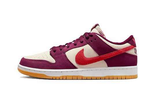 Nike Nike SB Dunk Low Skate Like A Girl Bordeaux - DX4589-600