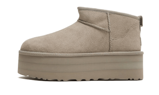 UGG UGG Classic Ultra Mini Platform Boot Goat - 1135092-GOA