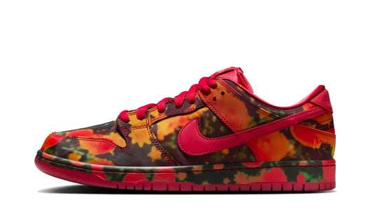 Nike SB Dunk Low The Wizard of Oz Poppy Field - FZ1291-600